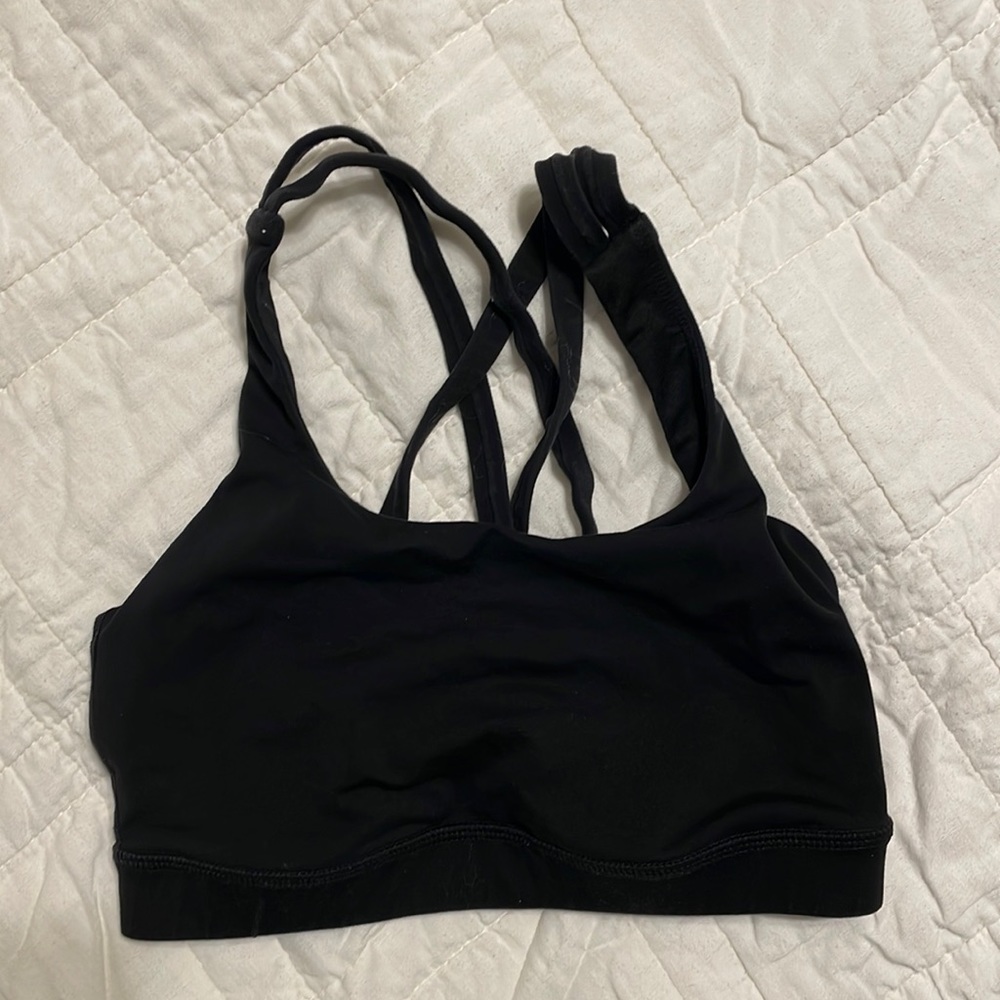 Lululemon black energy sports bra - size 6